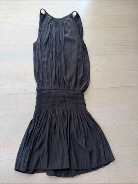 Women’s Black Gathered Sleeveless Gathered Waist Short Dress